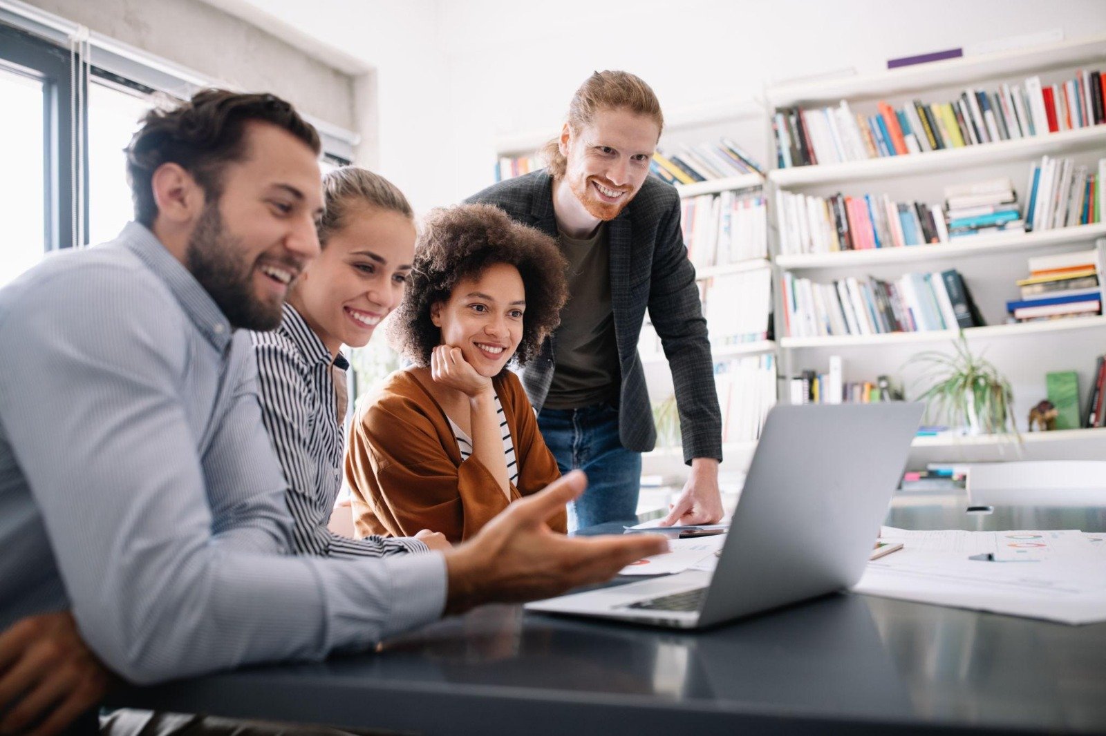 Why Freshers Who Learn Problem-Solving Skills Get Better IT Careers Faster